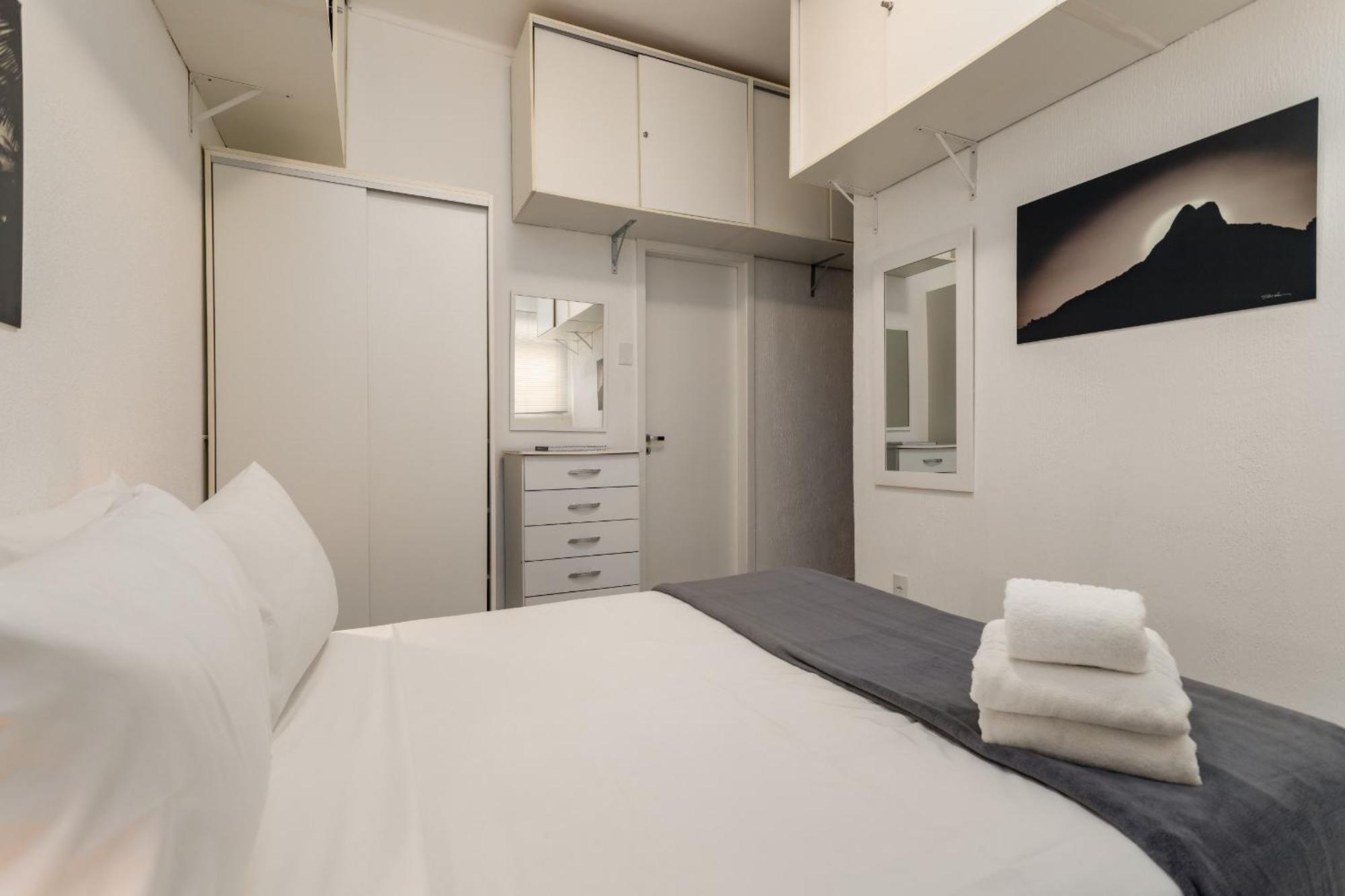 Apartamento Charme Em Ipanema - Ideal Casais - Ns101 Z1 *